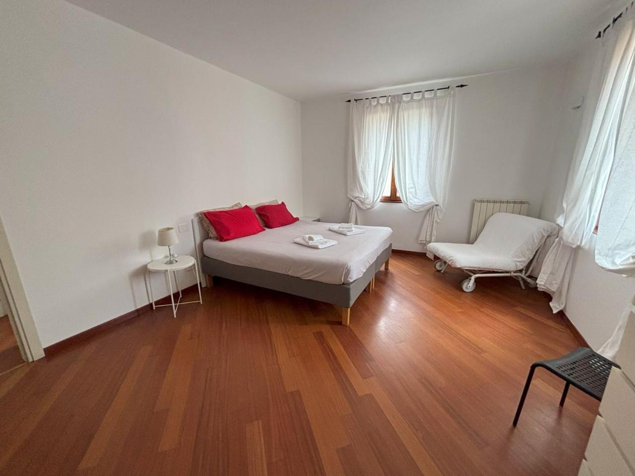 Casa Vacanze Magnolia Borgo Ticino Экстерьер фото