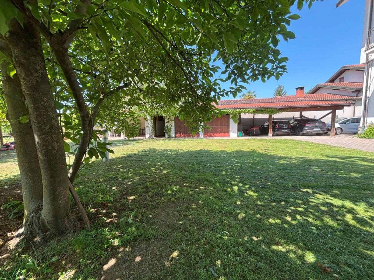 Casa Vacanze Magnolia Borgo Ticino Экстерьер фото