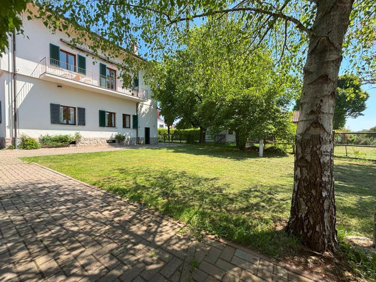 Casa Vacanze Magnolia Borgo Ticino Экстерьер фото